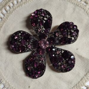 VTG Elegant Purple Floral Brooch